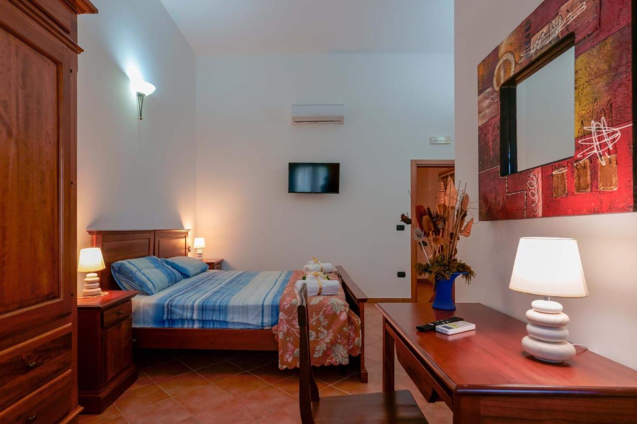 Bed And Breakfast Cairoli Exclusive Room 산 피에트로 베노티코 외부 사진