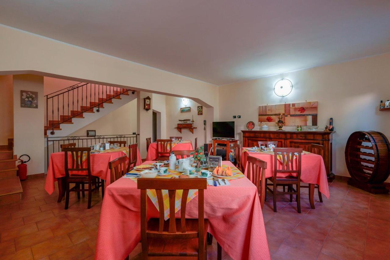 Bed And Breakfast Cairoli Exclusive Room 산 피에트로 베노티코 외부 사진